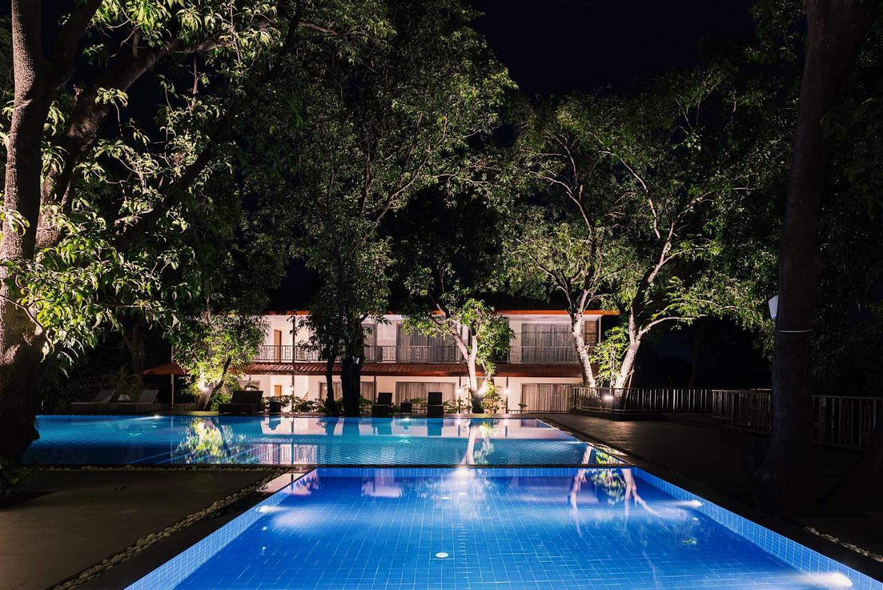 Oleander Farms, Karjat Exterior foto